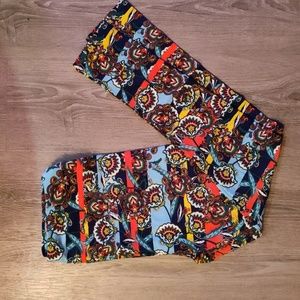 LuLaRoe T/C Graphic Leggings